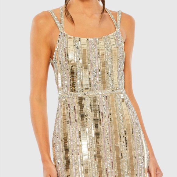 Mac Duggal 93981 Halter Neck Embellished Detailed Back Gown - Picture 2 of 15